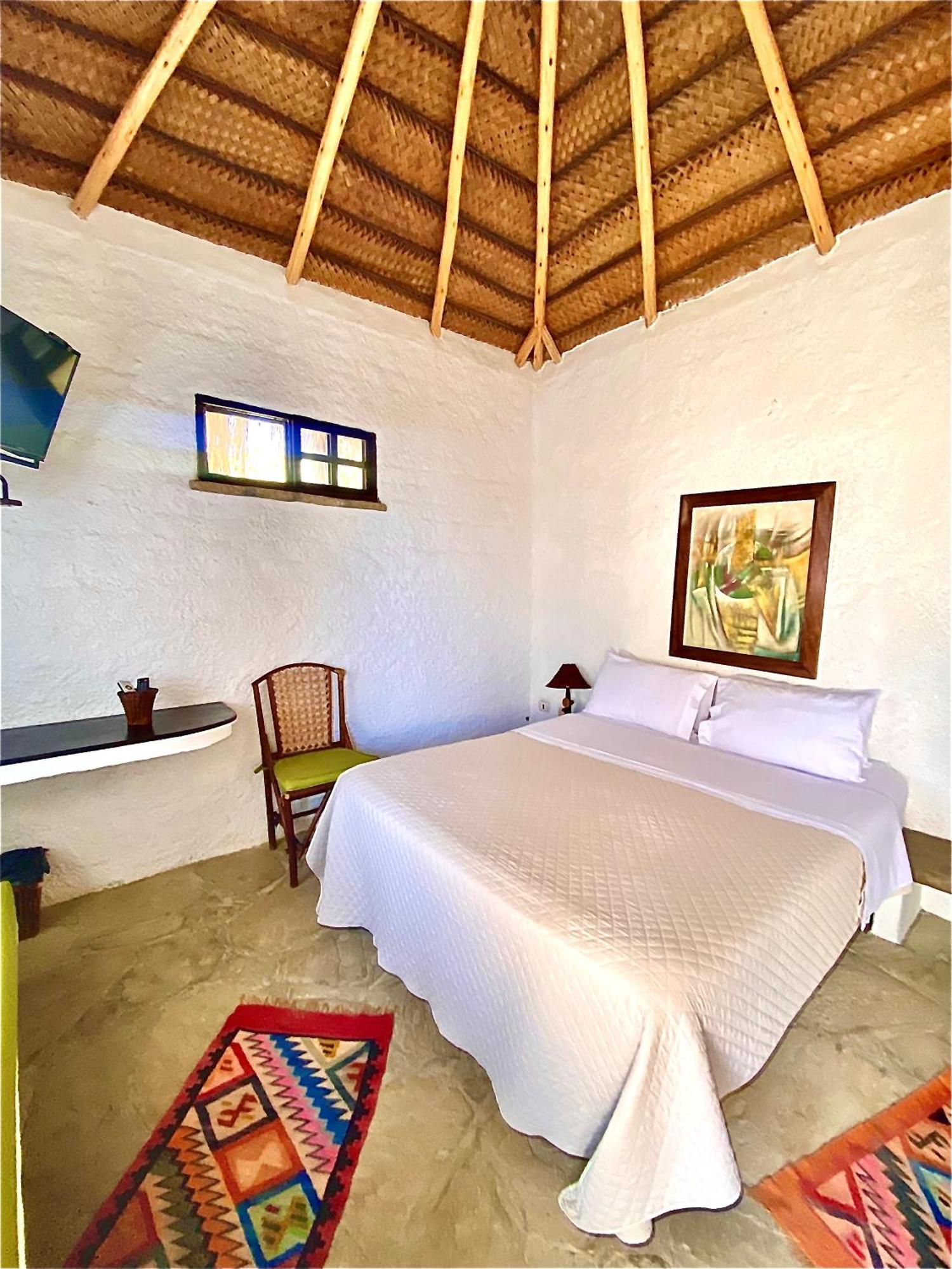 Hotel Smiling Crab Canoas de Punta Sal Extérieur photo