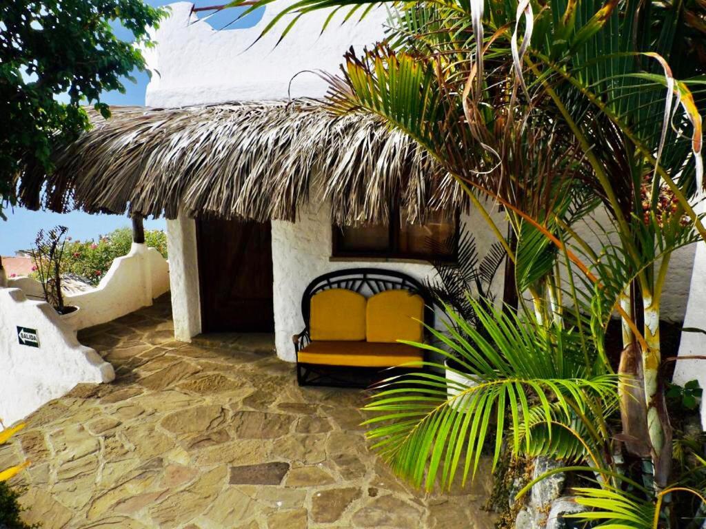 Hotel Smiling Crab Canoas de Punta Sal Extérieur photo