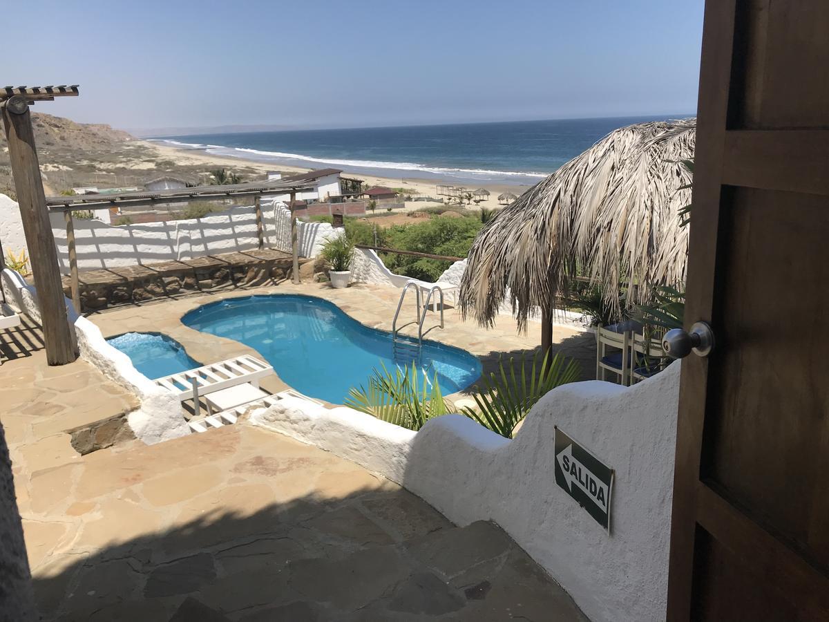 Hotel Smiling Crab Canoas de Punta Sal Extérieur photo
